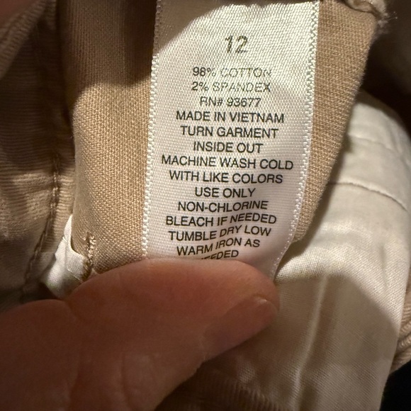 A.n.a. Size 12 Women's Tan Kahki Mid-Rise Shortie Short Shorts with 3.5” inseam - Picture 6 of 7